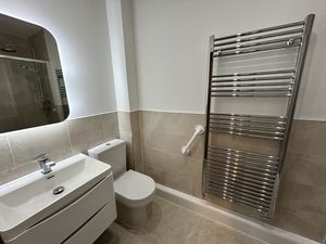 Photo 24- click for photo gallery